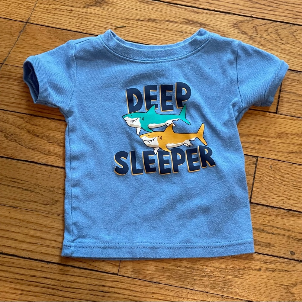 Old Navy Blue Shark Pajama Set for Kids - Picture 2 of 7
